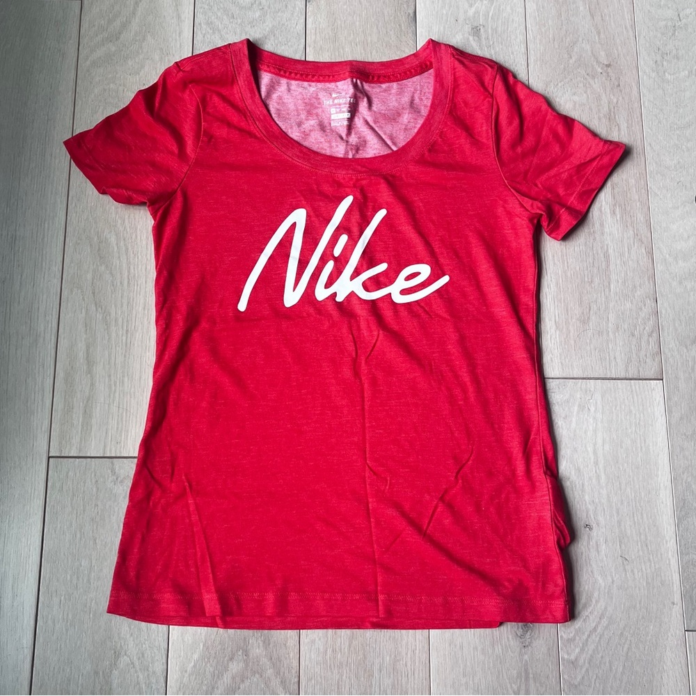 Women’s Nike shirt XS